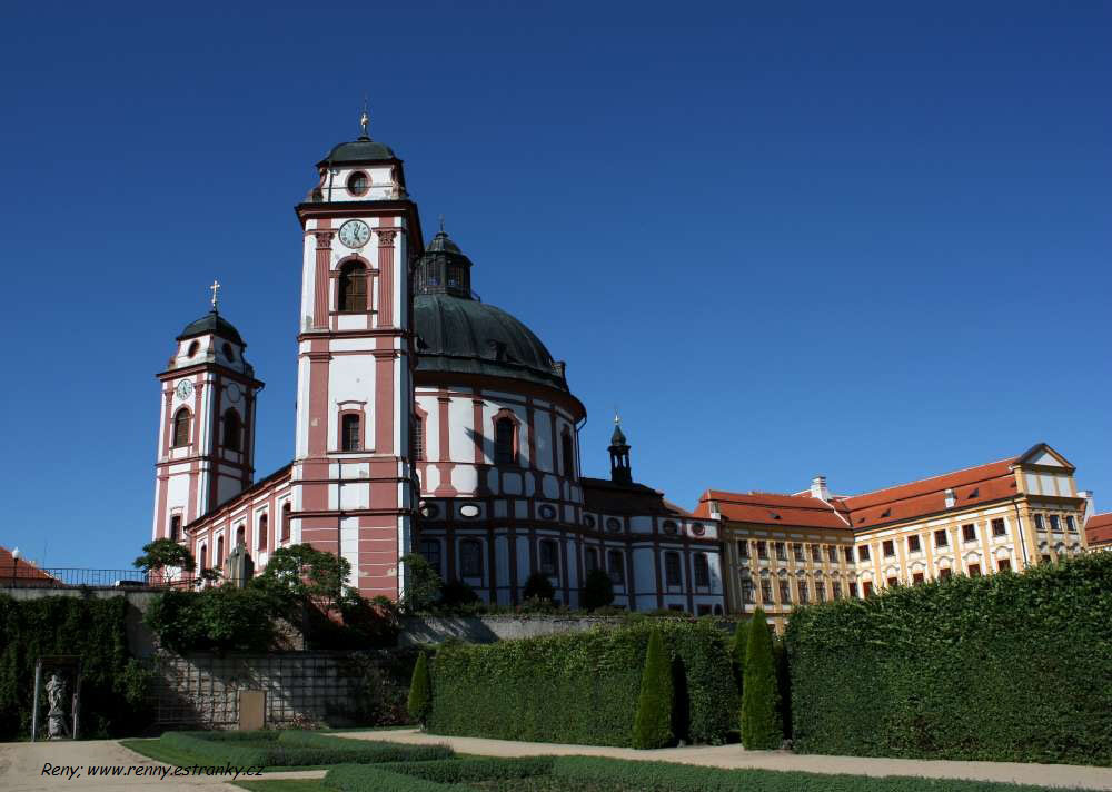 st. zámek Jaroměřice nad Rokytnou a kostel sv. Markéty