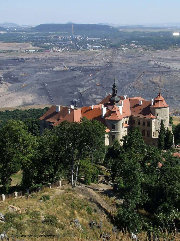 zámek Jezeří u Mostu